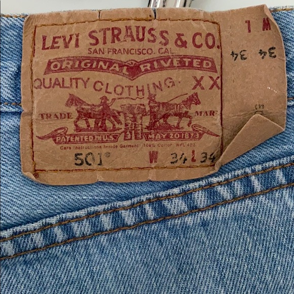Levi’s 501 Denim Jean Shorts - Picture 3 of 3